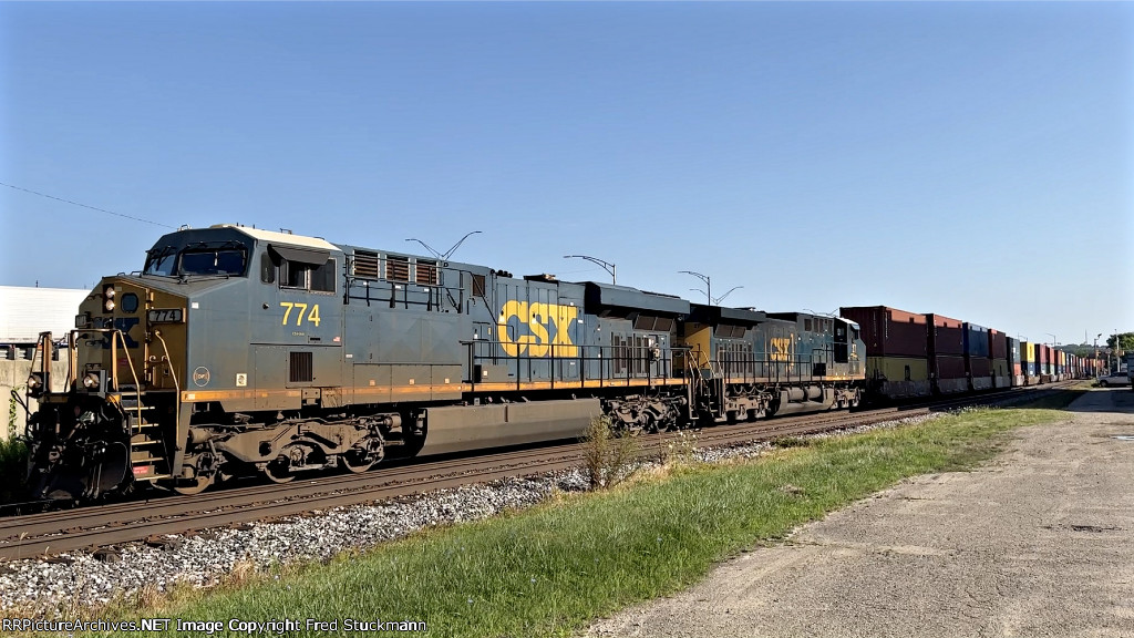 CSX 774